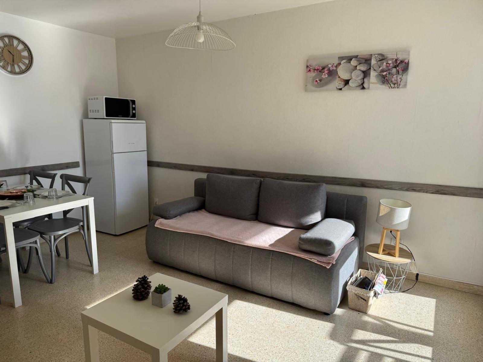 Sol-Y-Days Goelette, Agreable Appartement En Rdc Avec Parking, Proche Du Centre-Ville Et De La Plage 르그로뒤후아 외부 사진